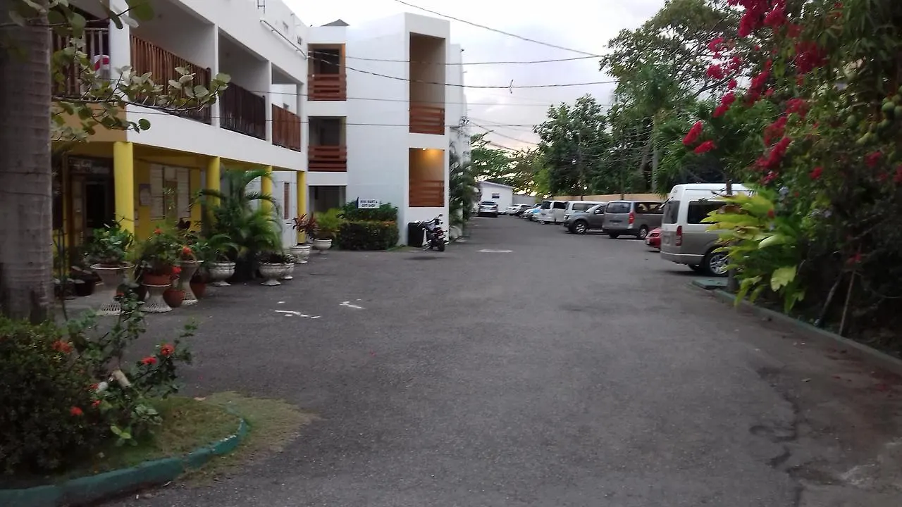 Апарт-отель Negril Beach Club Condos