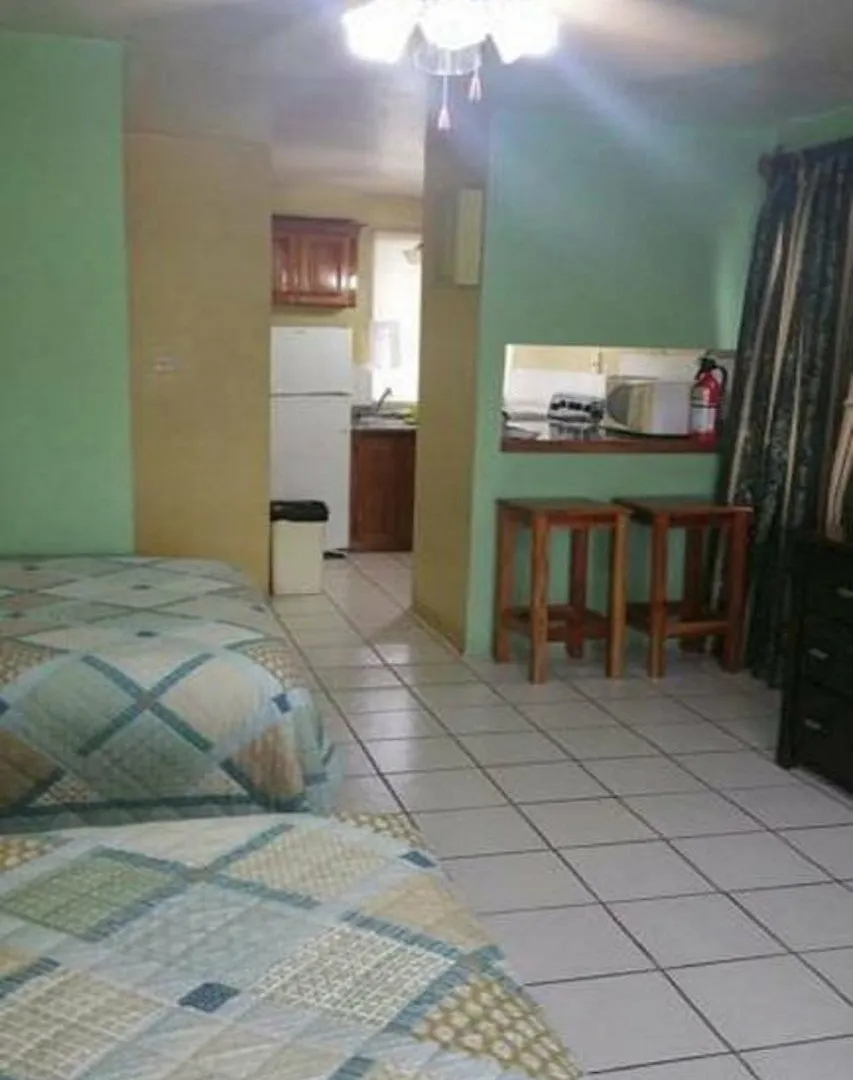Negril Beach Club Condos Ямайка